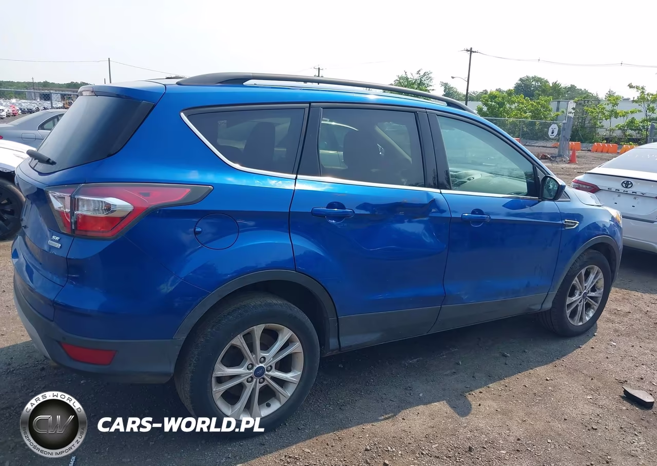 2017 Ford Escape Se VIN:1FMCU0GD8HUA02606 - 6