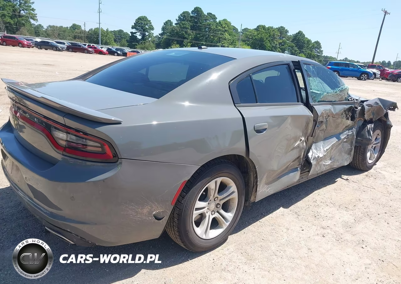 2018 Dodge Charger Sxt Rwd VIN:2C3CDXBG5JH173938 - 4