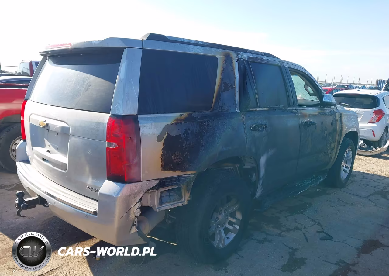 2017 Chevrolet Tahoe Premier VIN:1GNSKCKC8HR243968 - 4