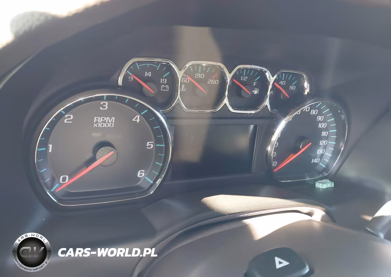 2017 Chevrolet Tahoe Premier VIN:1GNSKCKC8HR243968 - 7