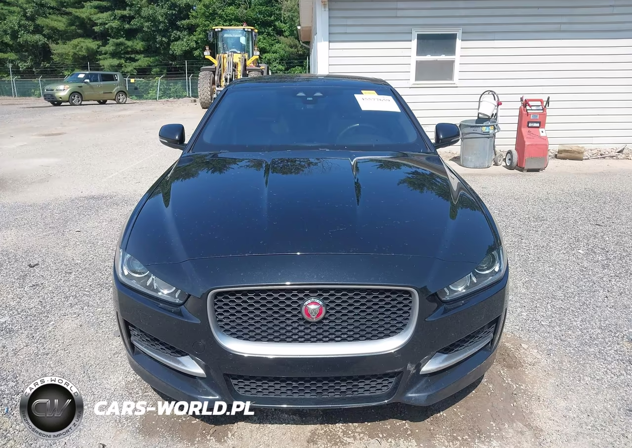 2019 Jaguar Xe 25T R-Sport VIN:SAJAL4FX8KCP51499 - 13