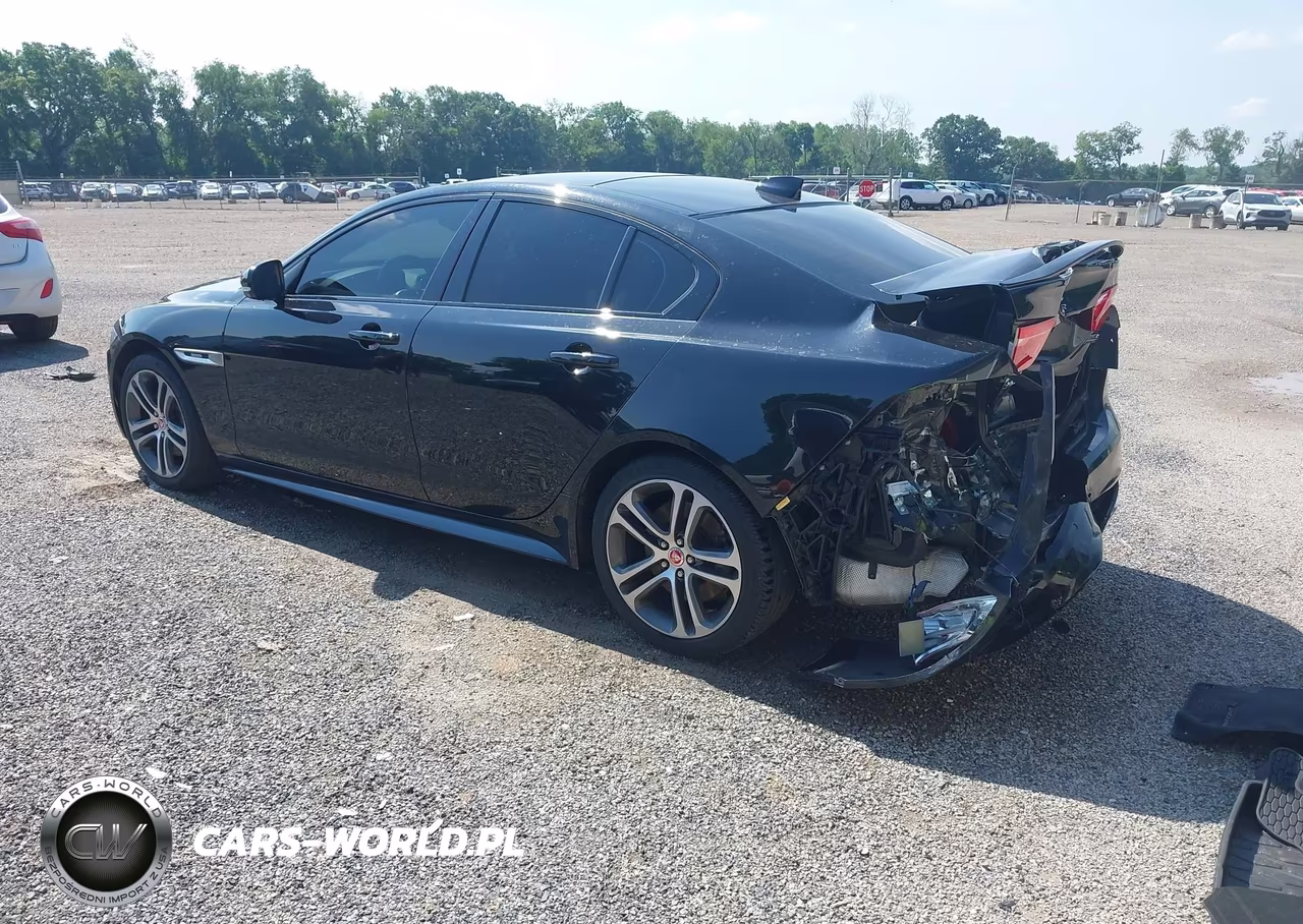 2019 Jaguar Xe 25T R-Sport VIN:SAJAL4FX8KCP51499 - 3