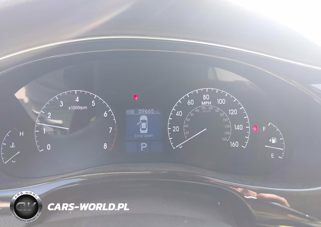 2014 Hyundai Genesis 3.8 VIN:KMHGC4DD1EU260025 - 7