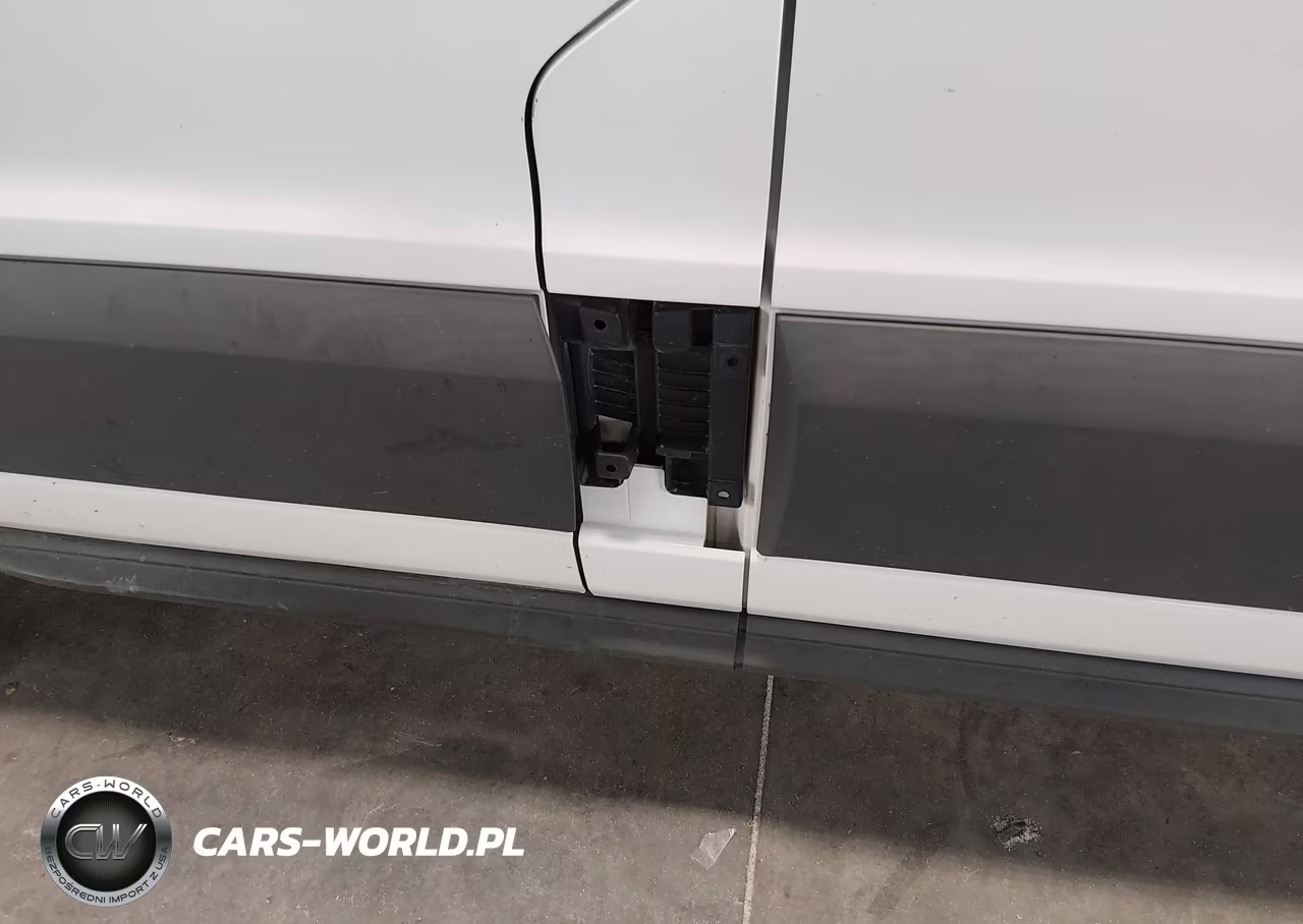 2018 Ford Transit-150 Xl VIN:1FMZK1YM5JKB18898 - 13