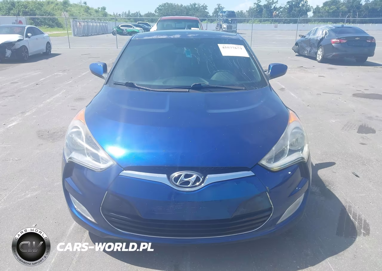 2016 Hyundai Veloster VIN:KMHTC6AD1GU299148 - 6