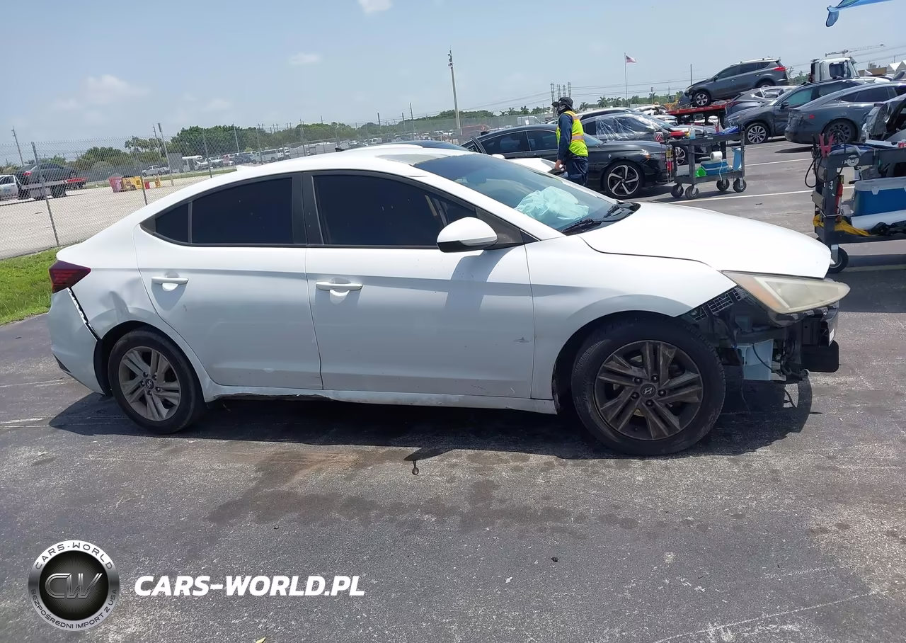 2019 Hyundai Elantra Sel VIN:5NPD84LF5KH408999 - 14