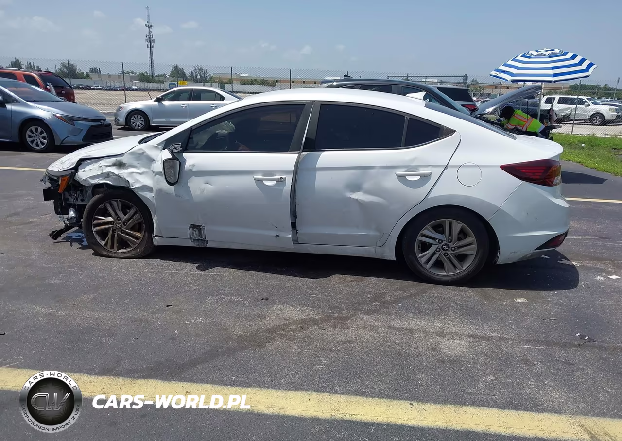 2019 Hyundai Elantra Sel VIN:5NPD84LF5KH408999 - 15