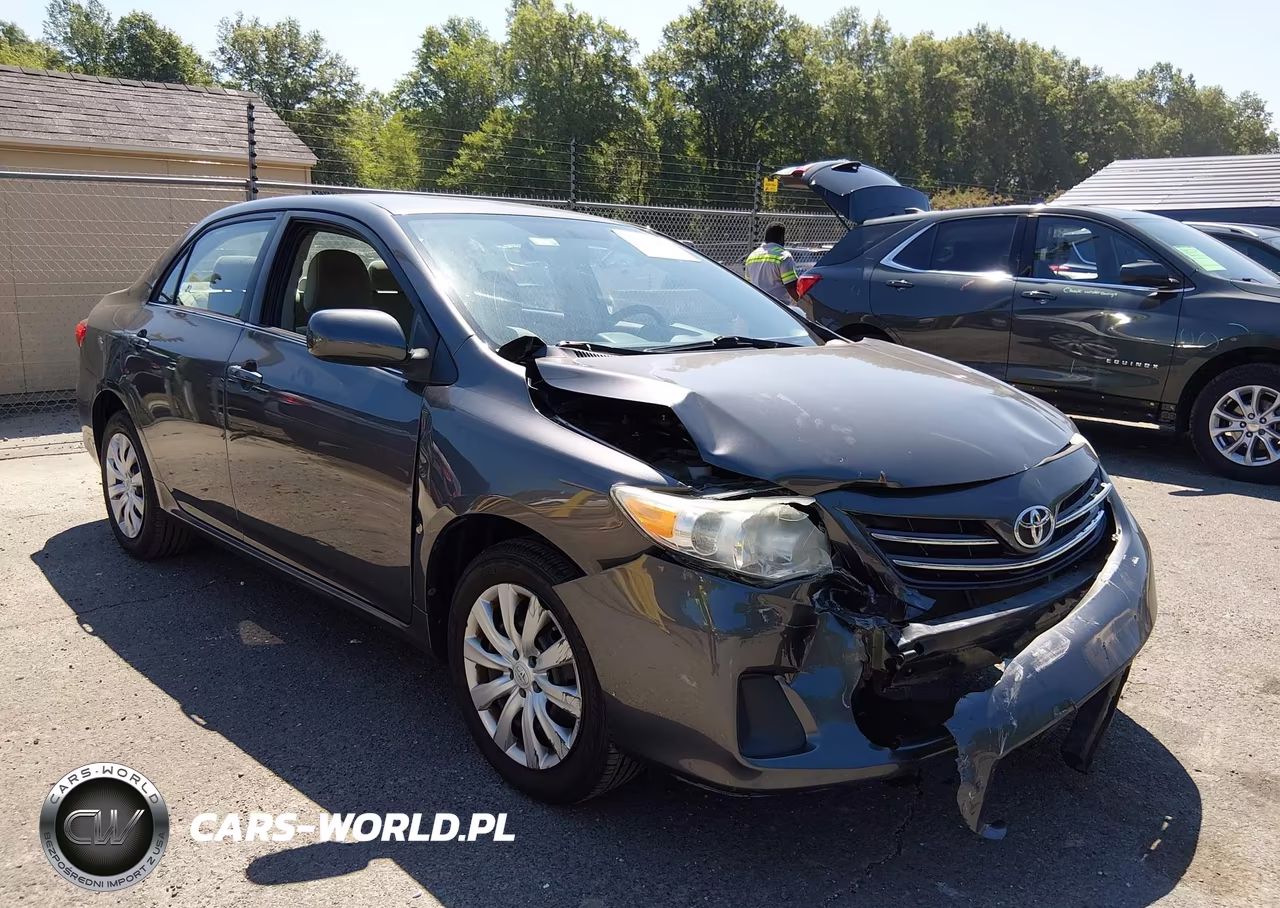 2013 Toyota Corolla Le – zdjęcie 1 z 16
