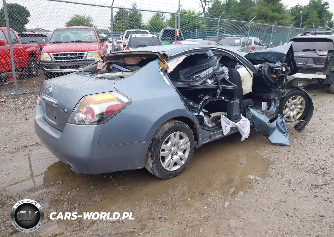 2011 Nissan Altima 2.5 S VIN:1N4AL2AP1BN464414 - 4