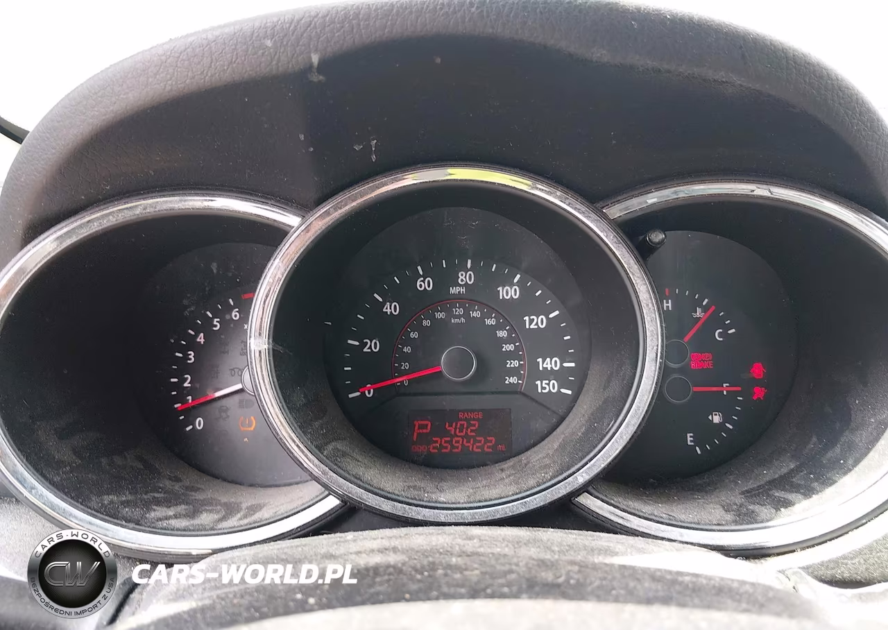 2011 Kia Sorento Lx VIN:5XYKT3A18BG018767 - 7