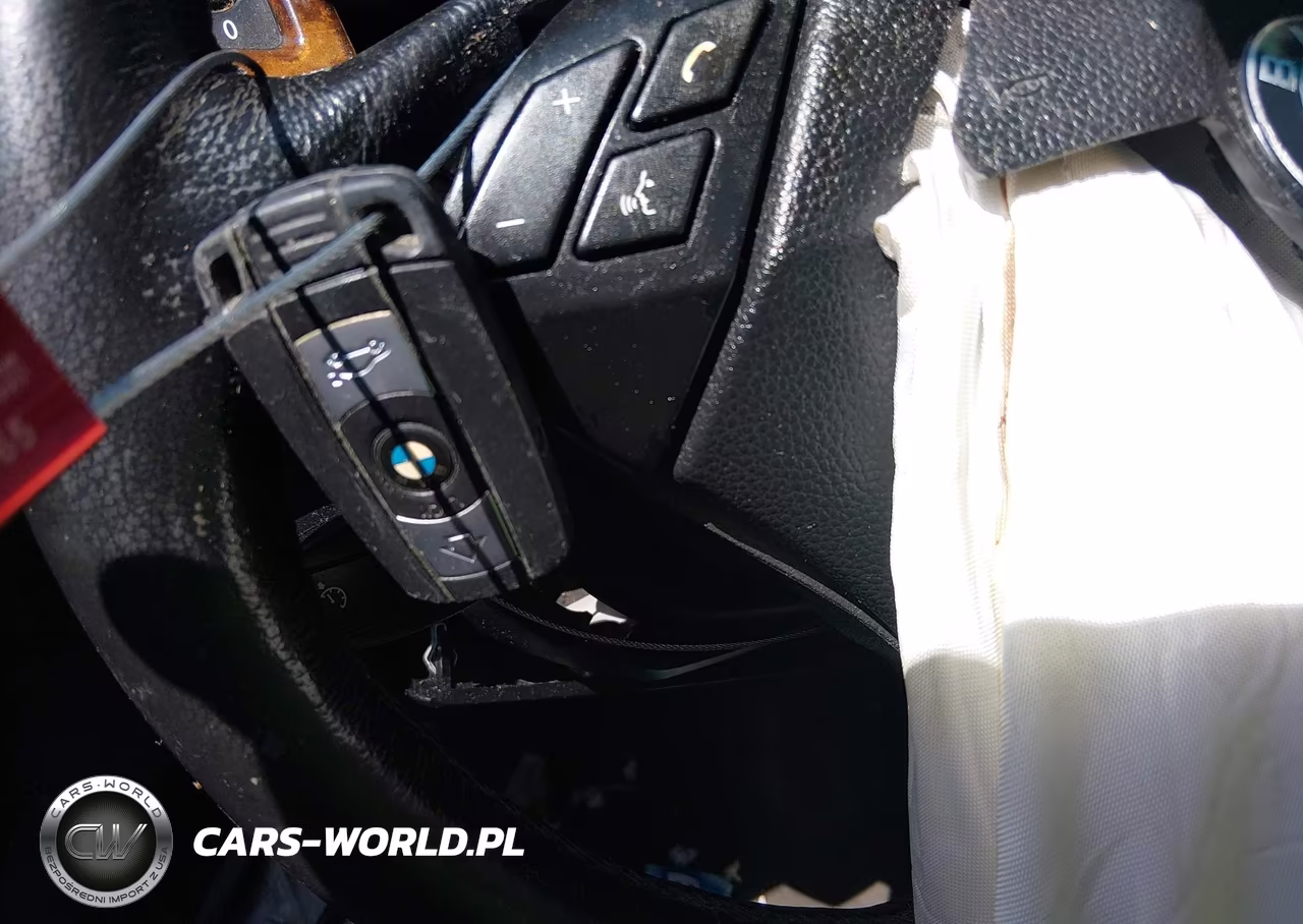 2009 BMW 528I xDrive VIN:WBANV135X9C155359 - 11