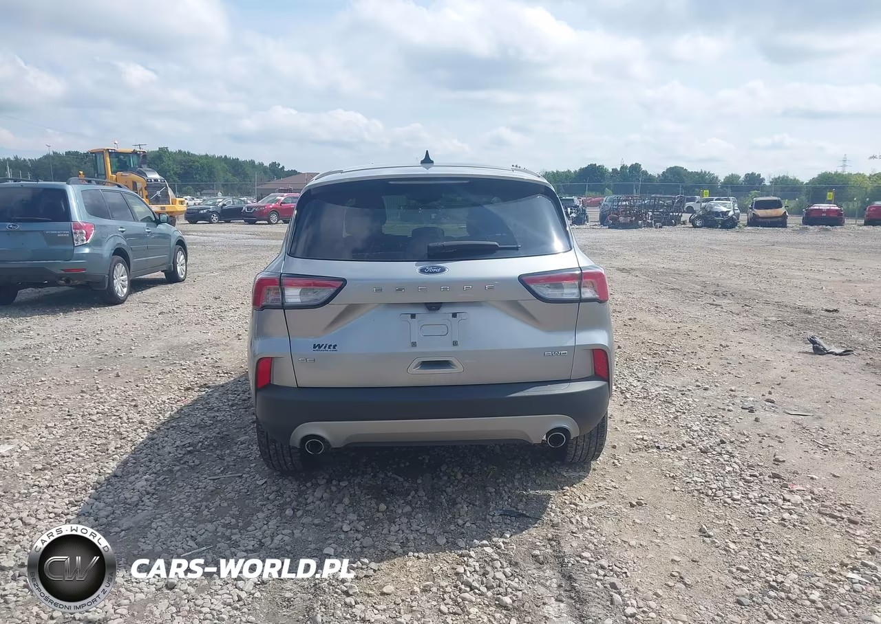 2021 Ford Escape Se VIN:1FMCU9G69MUB10247 - 17