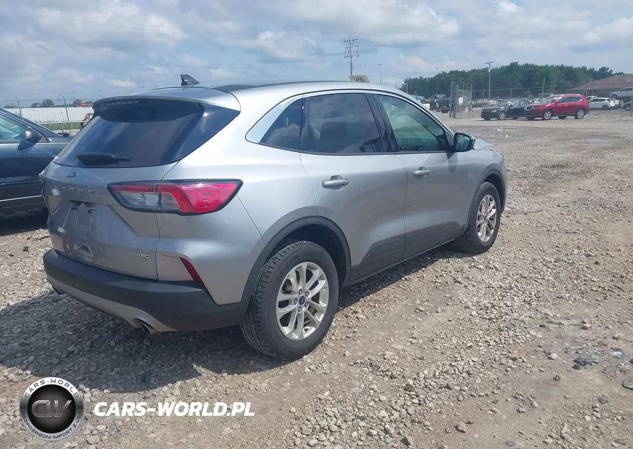 2021 Ford Escape Se VIN:1FMCU9G69MUB10247 - 4