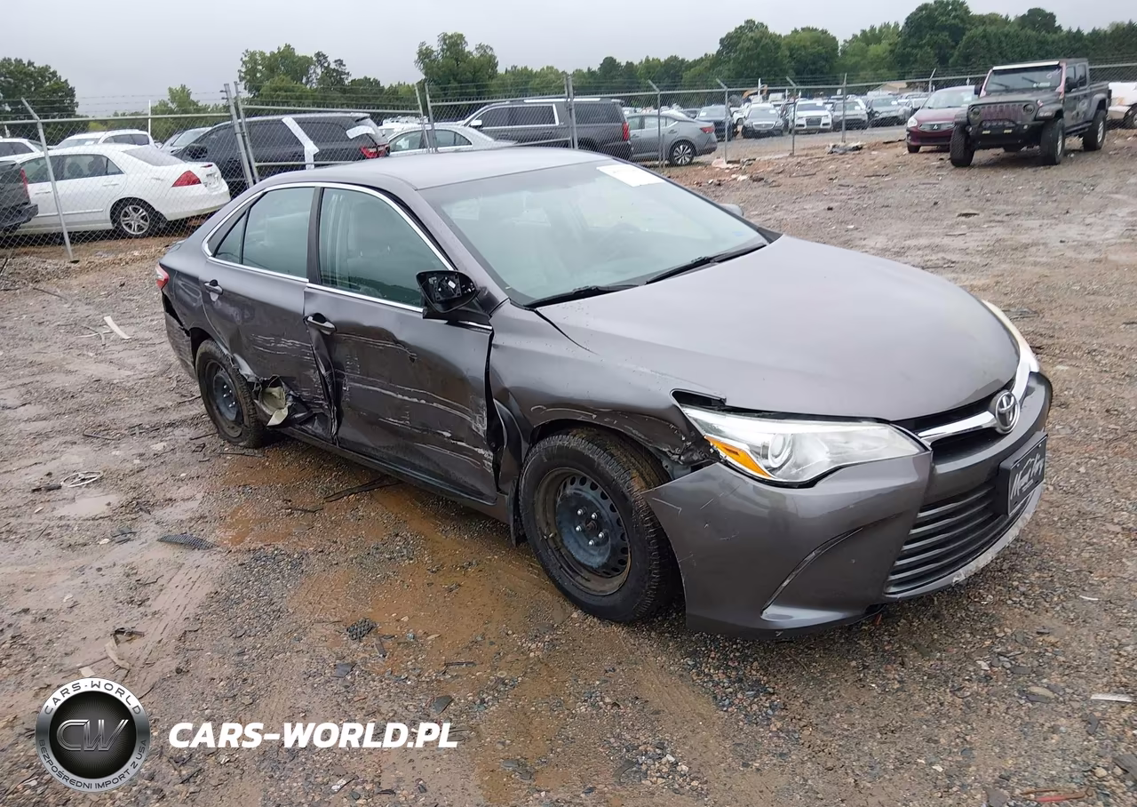 2017 Toyota Camry Le – zdjęcie 1 z 16
