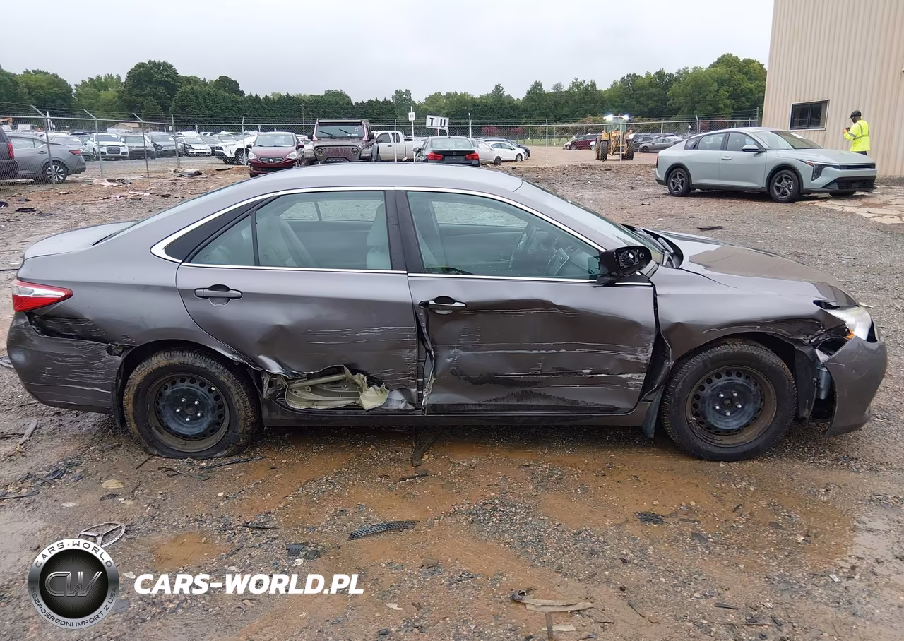 2017 Toyota Camry Le VIN:4T1BF1FK7HU272664 - 13