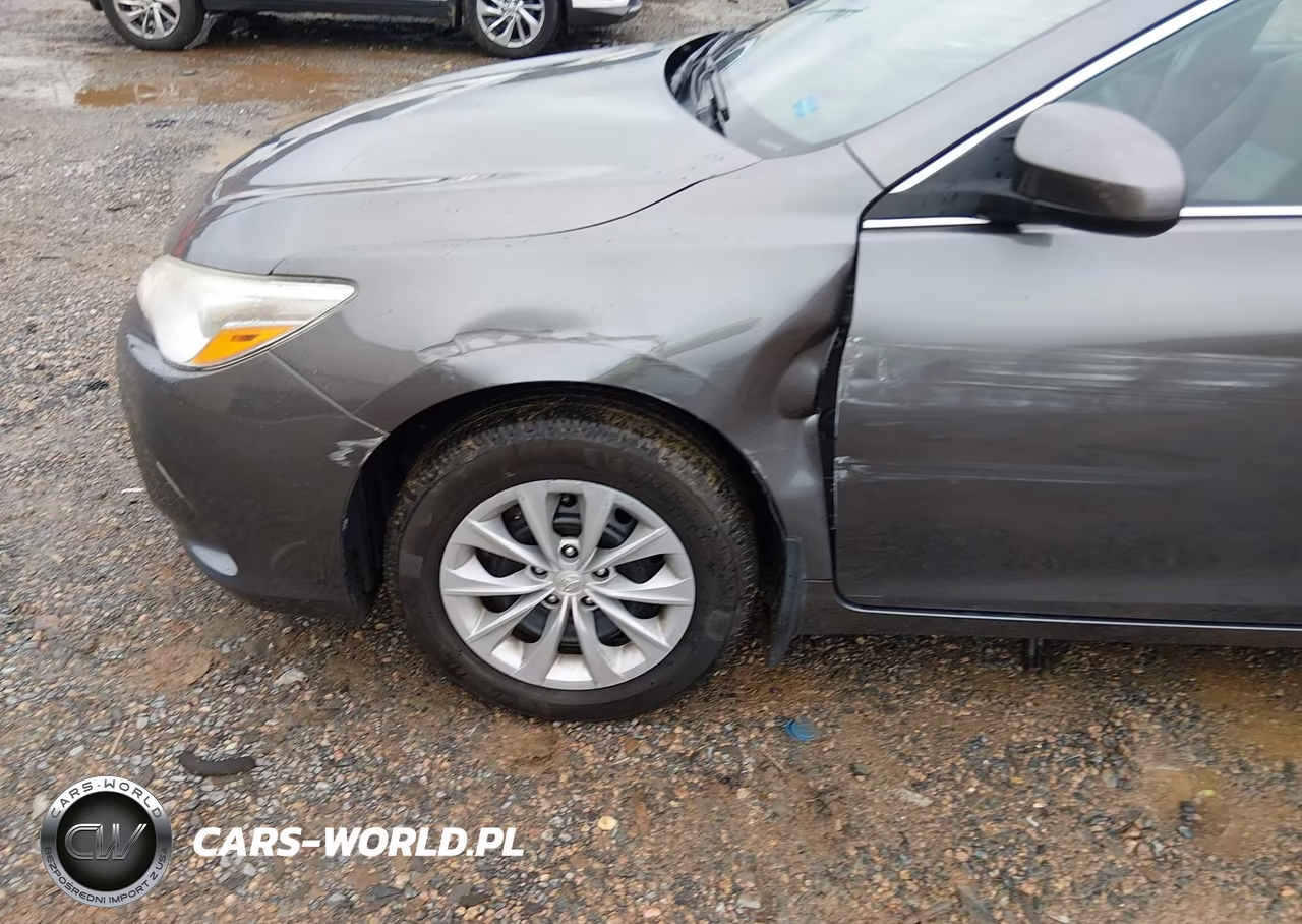 2017 Toyota Camry Le VIN:4T1BF1FK7HU272664 - 6