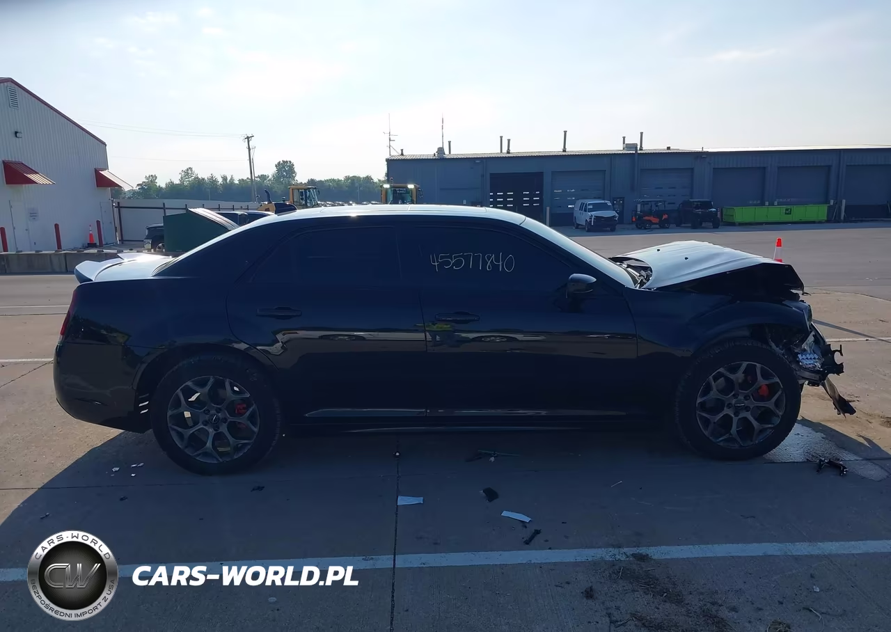 2018 Chrysler 300 300S Awd VIN:2C3CCAGG3JH130384 - 13