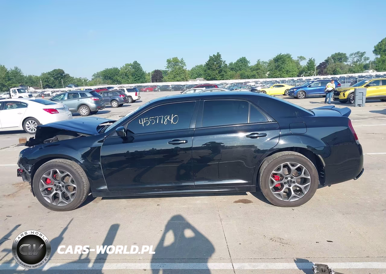 2018 Chrysler 300 300S Awd VIN:2C3CCAGG3JH130384 - 14