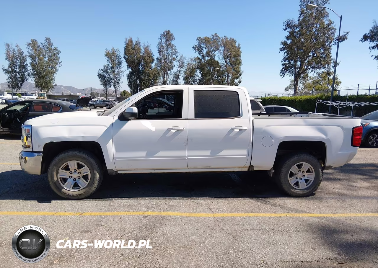 2018 Chevrolet Silverado 1500 1Lt VIN:3GCUCRER7JG301141 - 15