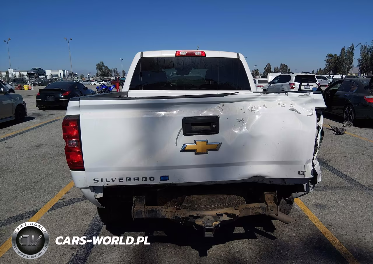 2018 Chevrolet Silverado 1500 1Lt VIN:3GCUCRER7JG301141 - 17