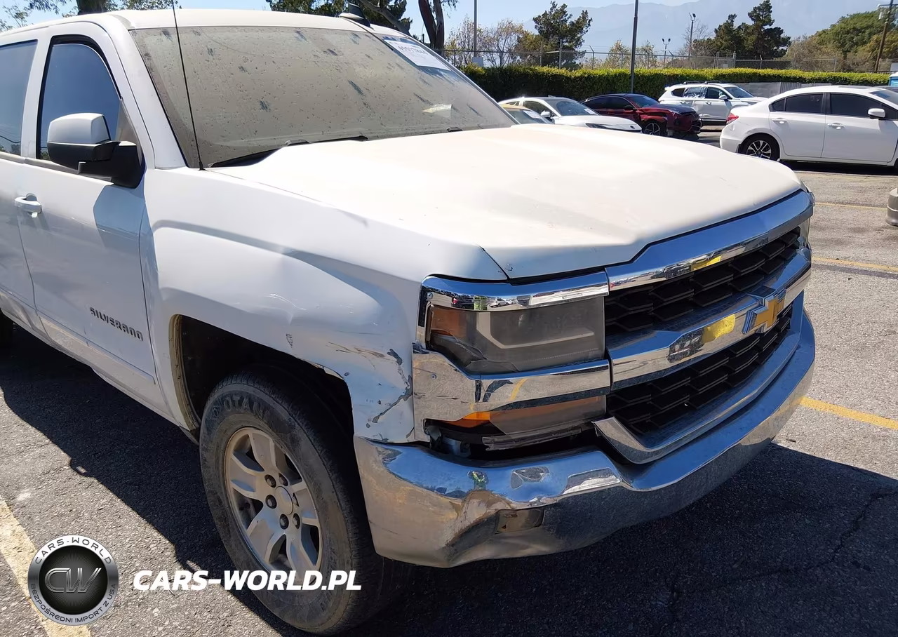 2018 Chevrolet Silverado 1500 1Lt VIN:3GCUCRER7JG301141 - 19