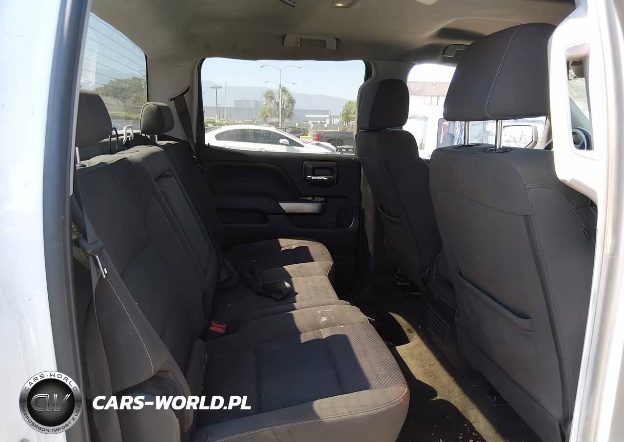 2018 Chevrolet Silverado 1500 1Lt VIN:3GCUCRER7JG301141 - 8