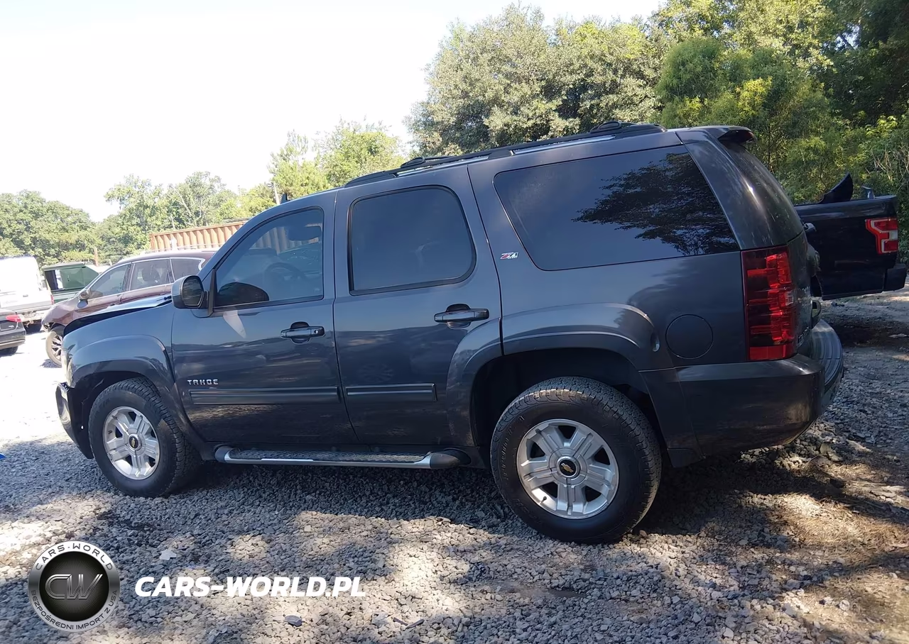2010 Chevrolet Tahoe Lt VIN:1GNUKBE01AR144712 - 14