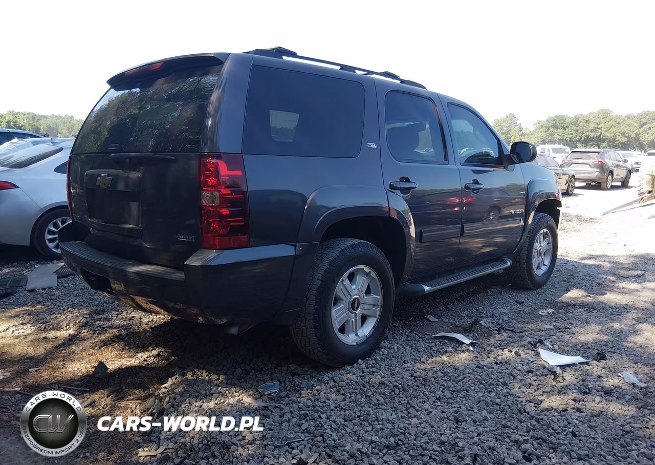 2010 Chevrolet Tahoe Lt VIN:1GNUKBE01AR144712 - 4