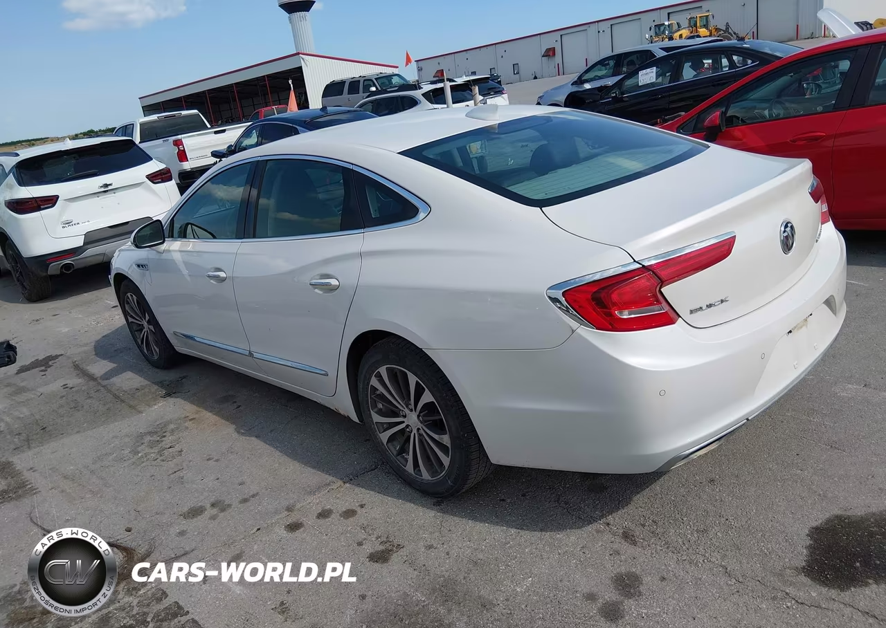 2017 Buick Lacrosse Essence VIN:1G4ZP5SS2HU203826 - 3