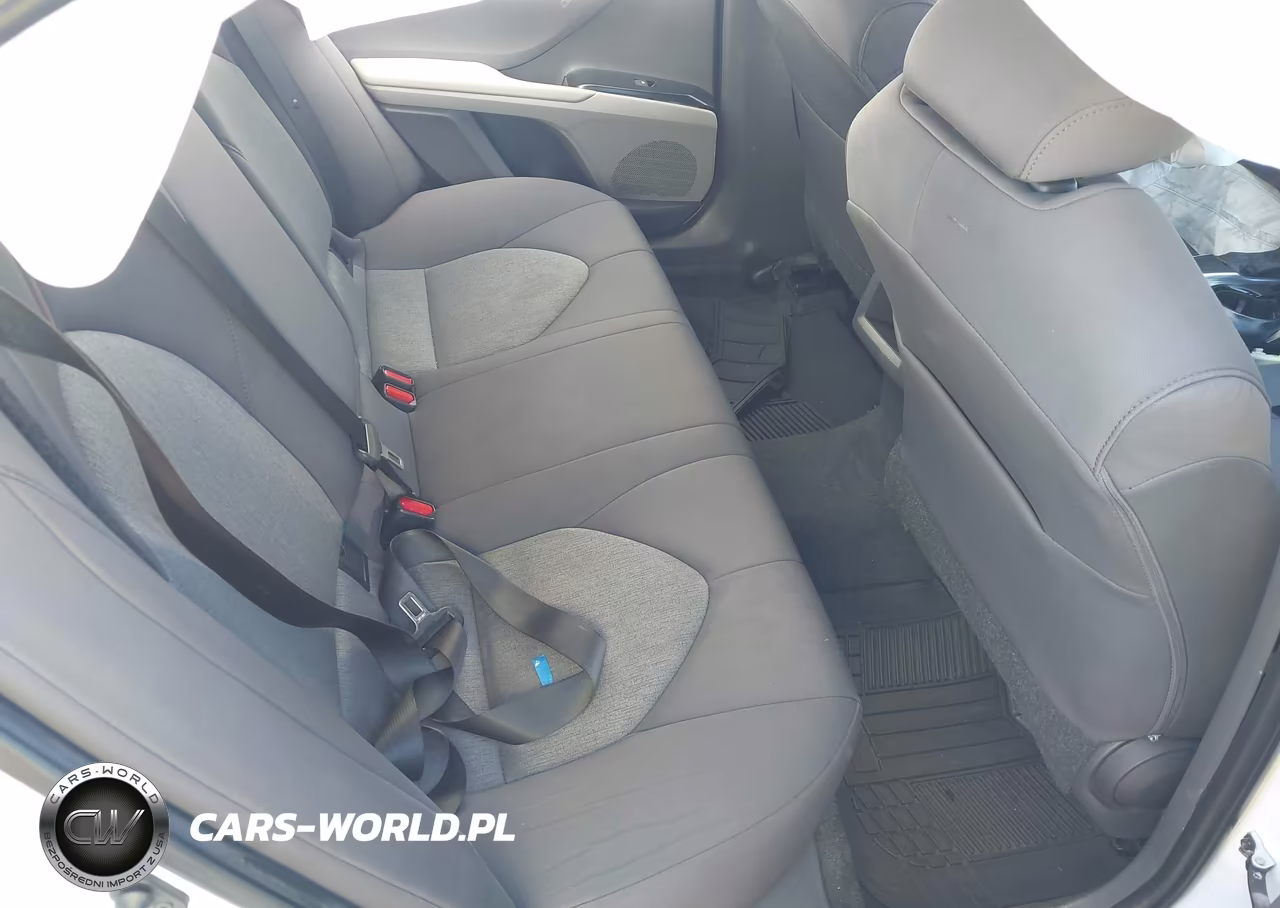 2020 Toyota Camry Le VIN:4T1C11AKXLU961097 - 8