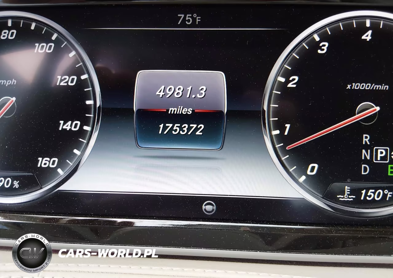 2015 Mercedes-Benz S 550 VIN:WDDUG8CBXFA170674 - 15