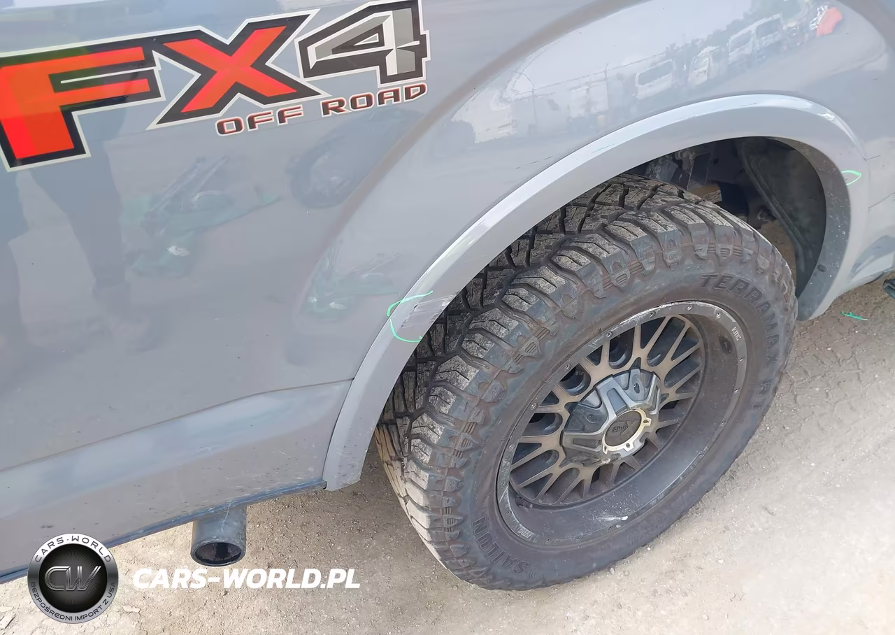 2020 Ford F-150 Xlt VIN:1FTEW1EP0LKD00419 - 19