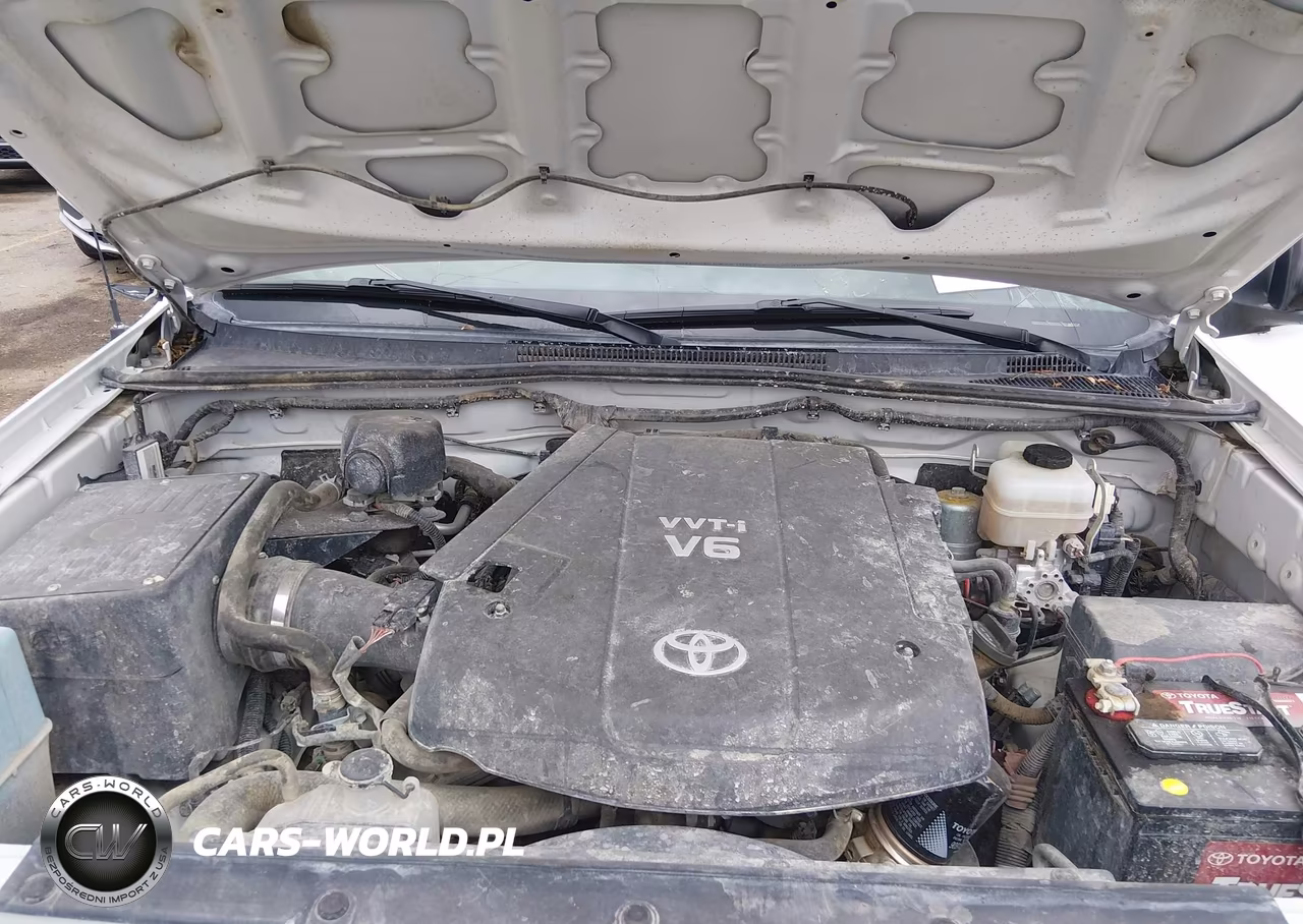 2014 Toyota Tacoma Base V6 VIN:5TFLU4EN1EX093171 - 10