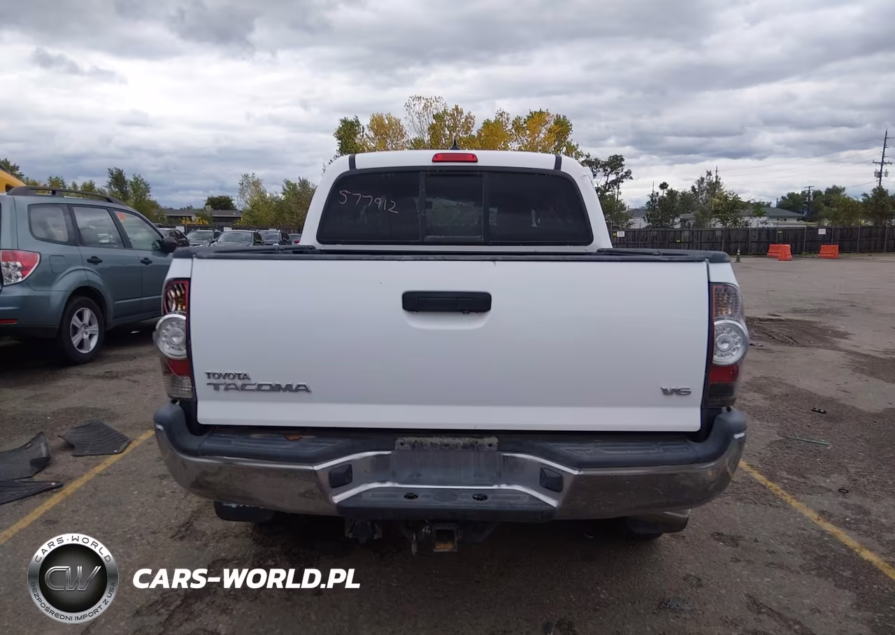 2014 Toyota Tacoma Base V6 VIN:5TFLU4EN1EX093171 - 16