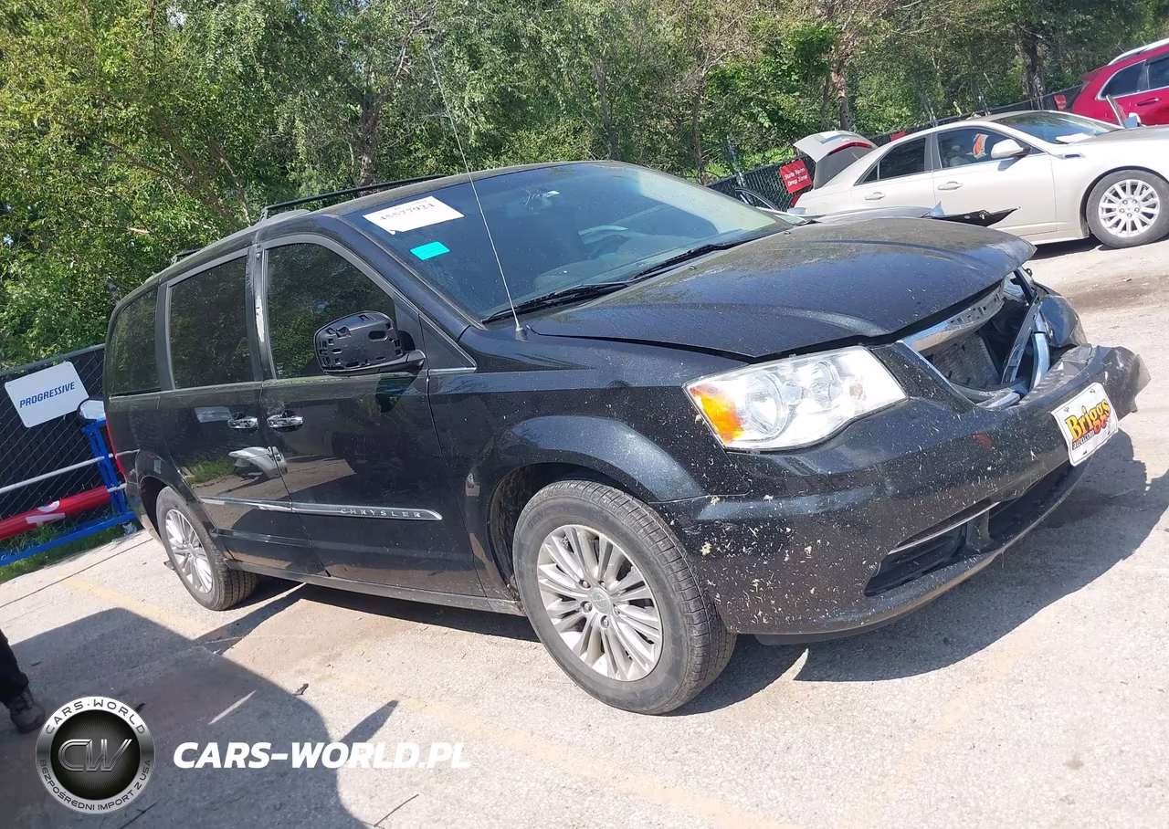 2015 Chrysler Town & Country Touring-L – zdjęcie 1 z 16