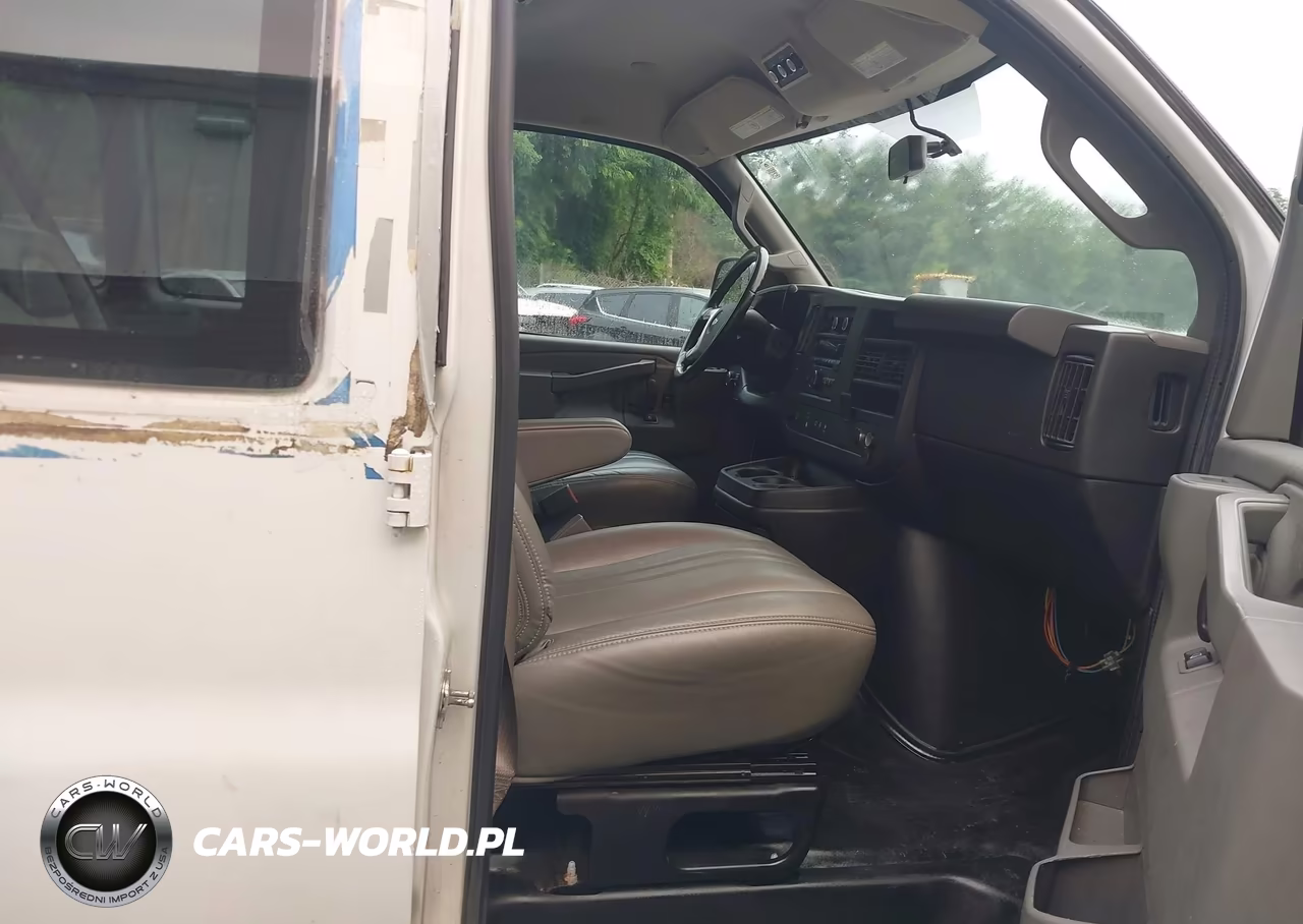 2019 Chevrolet Express 2500 Ls VIN:1GAWGEFG4K1334562 - 5
