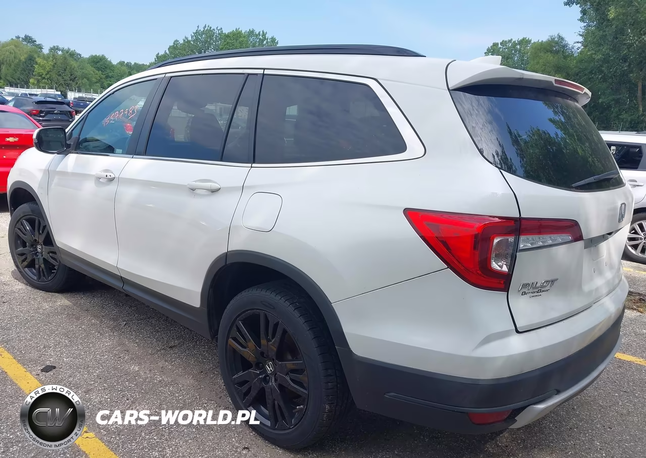 2022 Honda Pilot Awd Special Edition VIN:5FNYF6H25NB010347 - 3