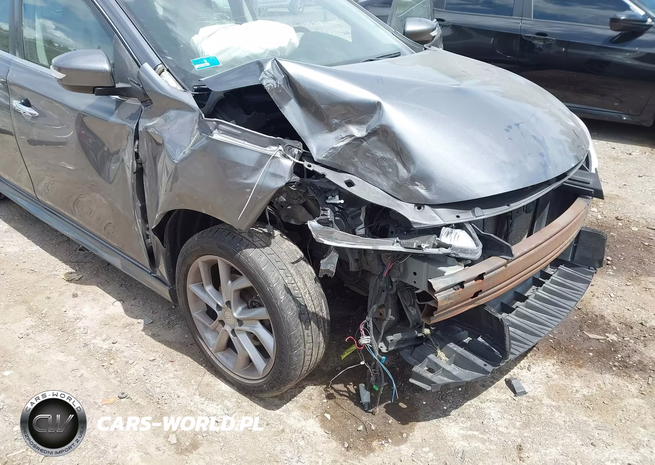 2015 Nissan Sentra Sr VIN:3N1AB7AP3FY293039 - 6