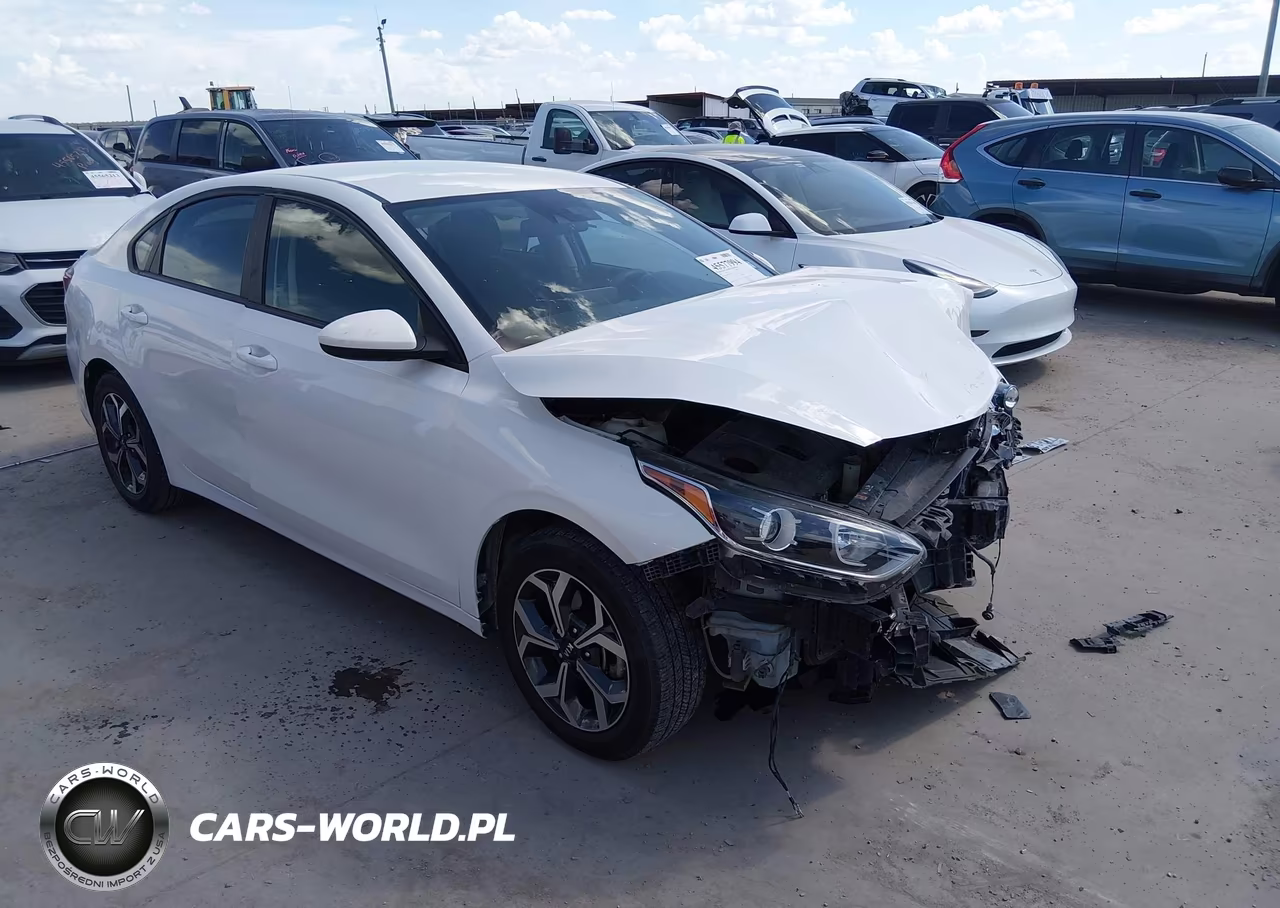 2021 Kia Forte Lxs – zdjęcie 1 z 17