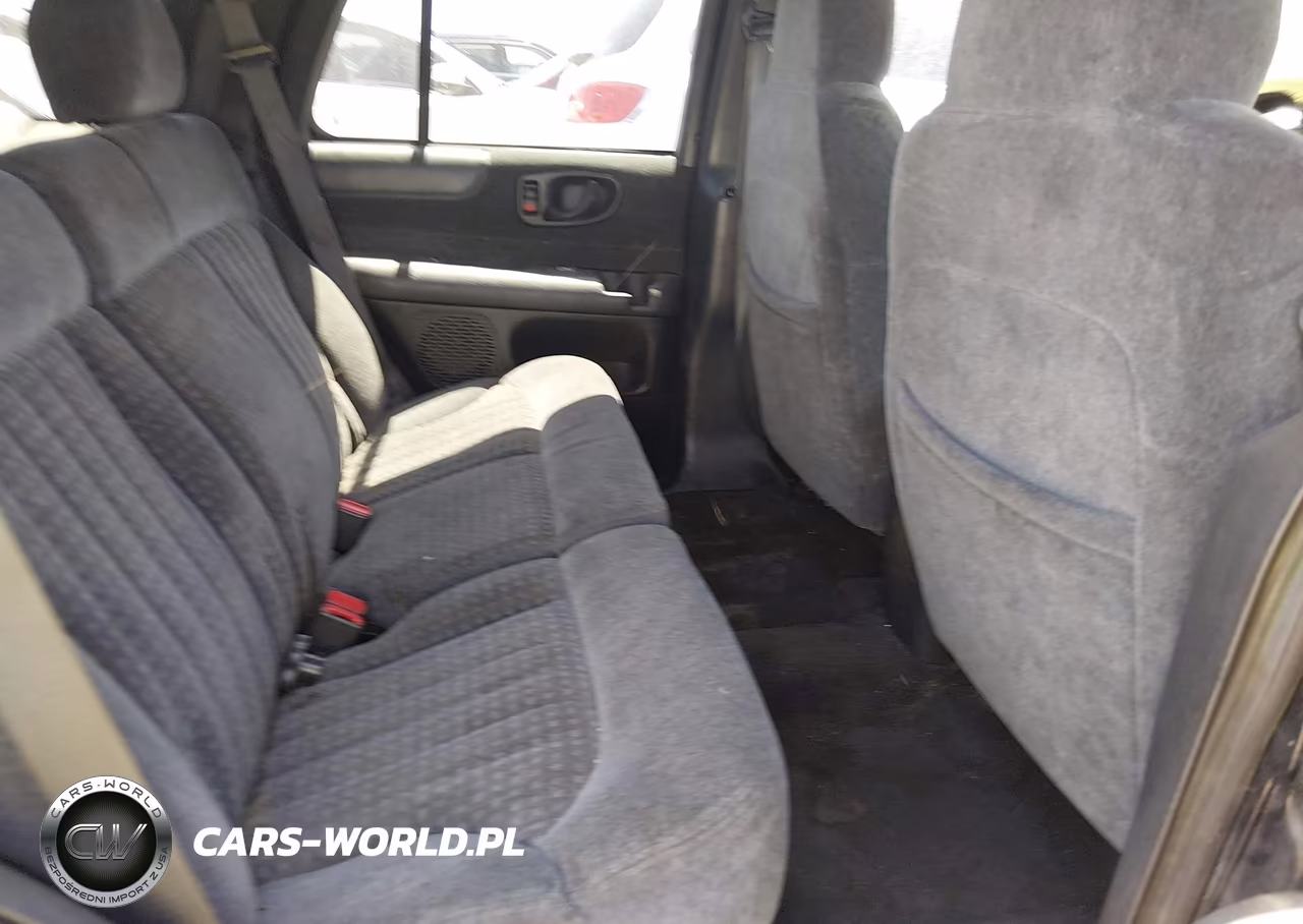 1999 Chevrolet Blazer Ls VIN:1GNDT13W4X2117407 - 8