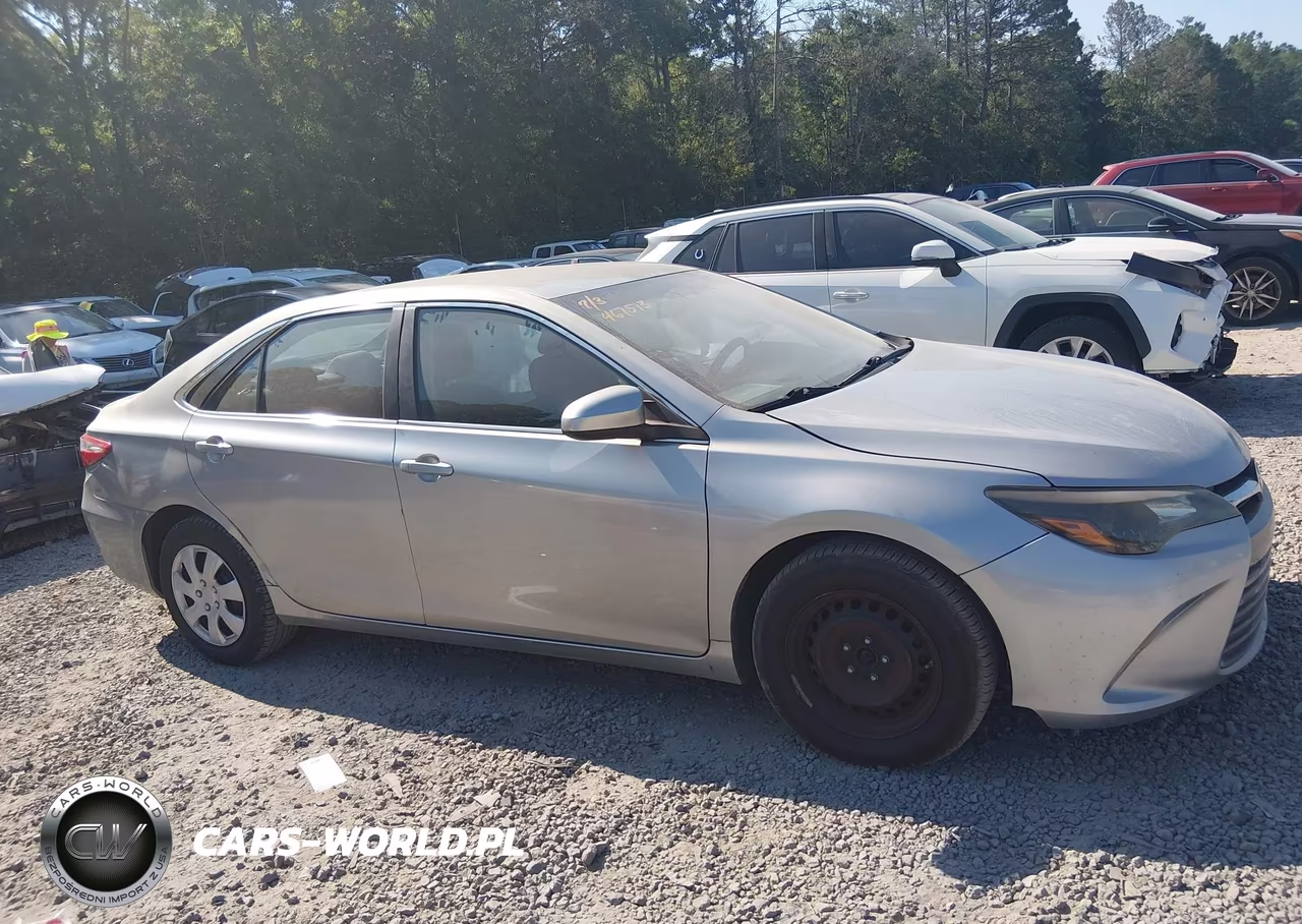 2015 Toyota Camry Le VIN:4T4BF1FK4FR467513 - 13