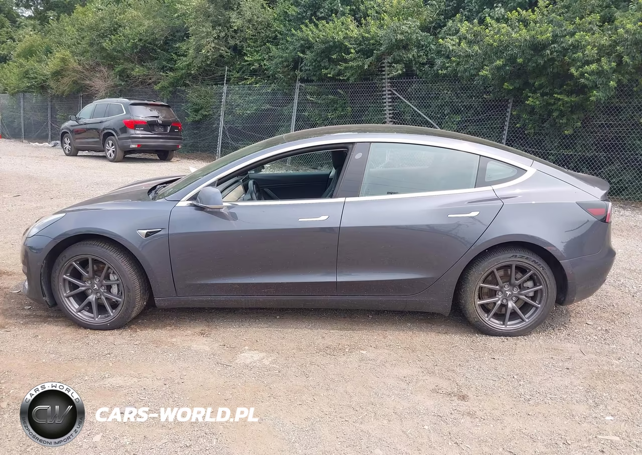 2018 Tesla Model 3 Long Range-Performance VIN:5YJ3E1EB2JF093170 - 14