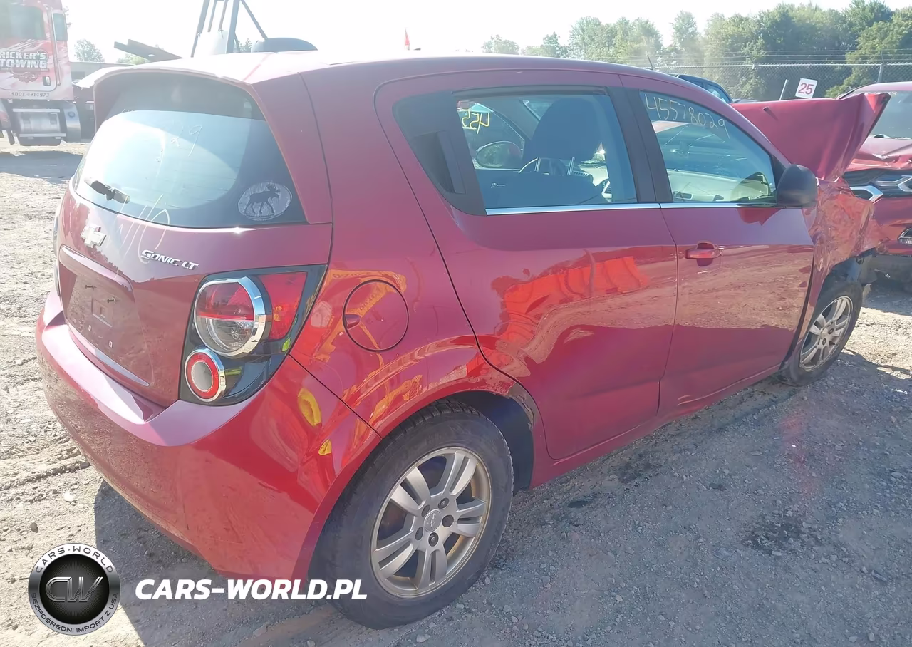 2015 Chevrolet Sonic Lt Auto VIN:1G1JC6SH0F4176025 - 4