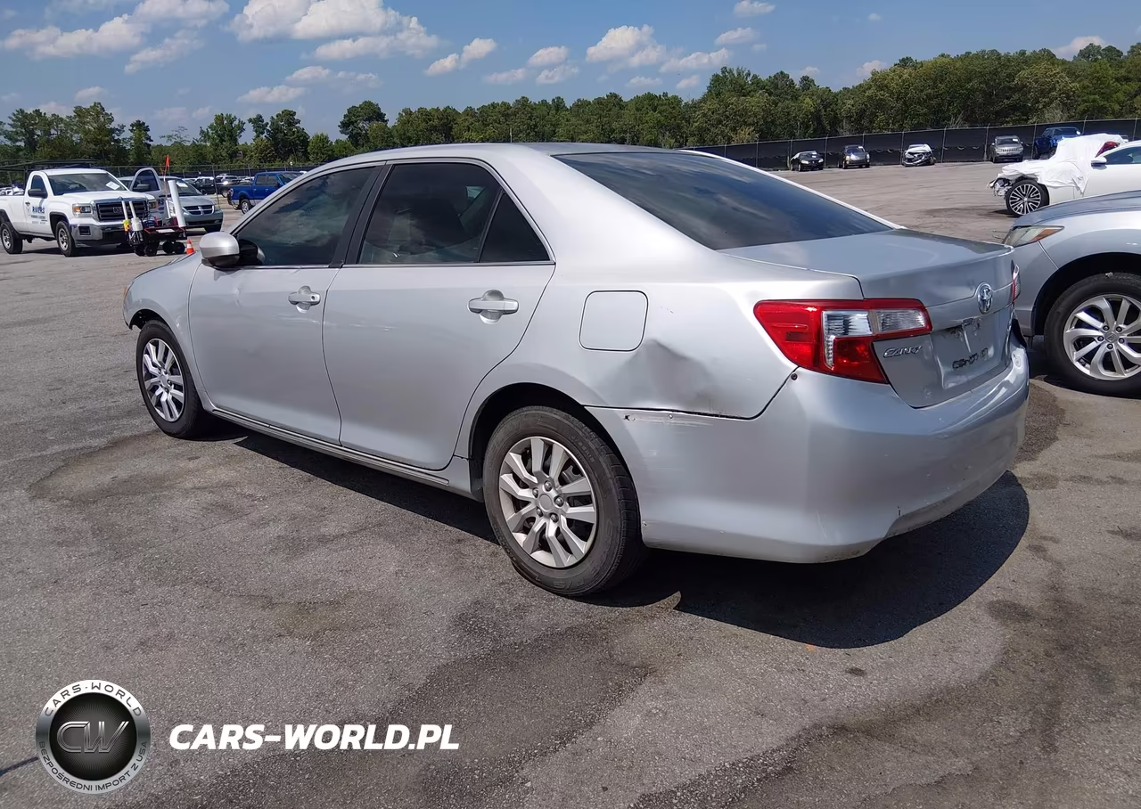 2012 Toyota Camry Le VIN:4T1BF1FKXCU018455 - 3