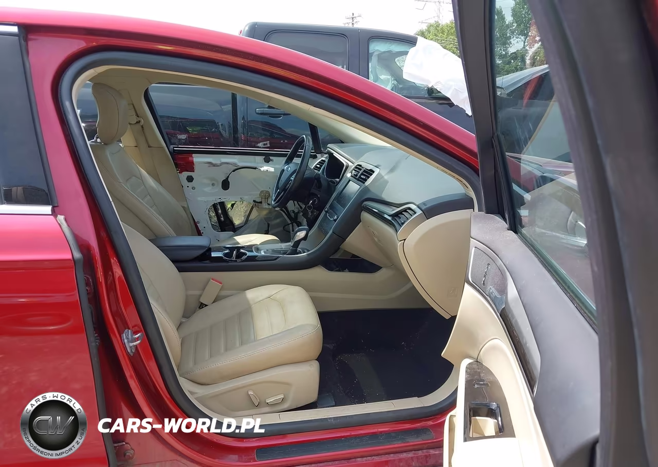 2014 Ford Fusion Se VIN:3FA6P0HD7ER175324 - 5
