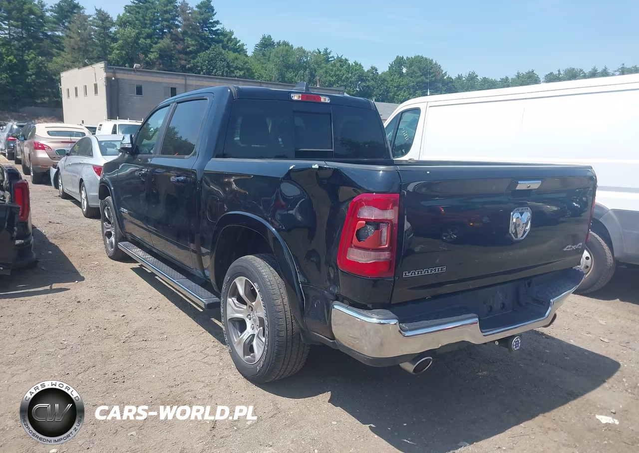 2021 Ram 1500 Laramie 4X4 5'7 Box VIN:1C6SRFJT3MN553655 - 3