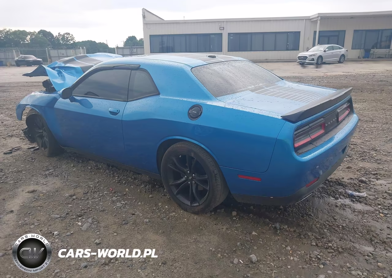2018 Dodge Challenger Sxt VIN:2C3CDZAG9JH333252 - 3