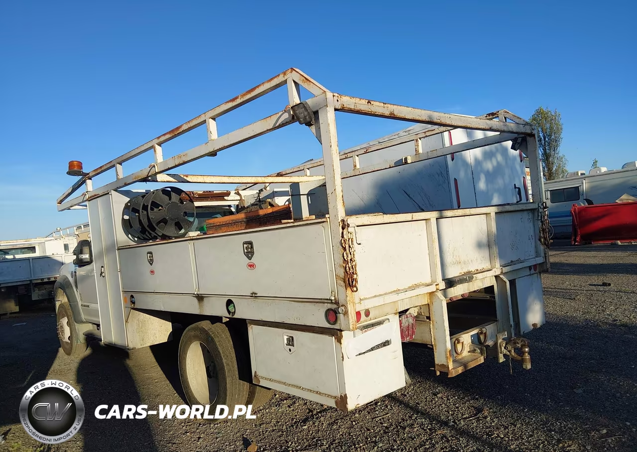 2019 Ford F-550 Chassis Xl VIN:1FDUF5GT7KDA11677 - 3