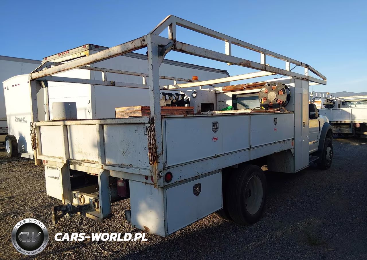 2019 Ford F-550 Chassis Xl VIN:1FDUF5GT7KDA11677 - 4