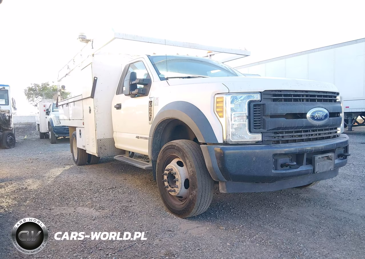 2019 Ford F-550 Chassis Xl